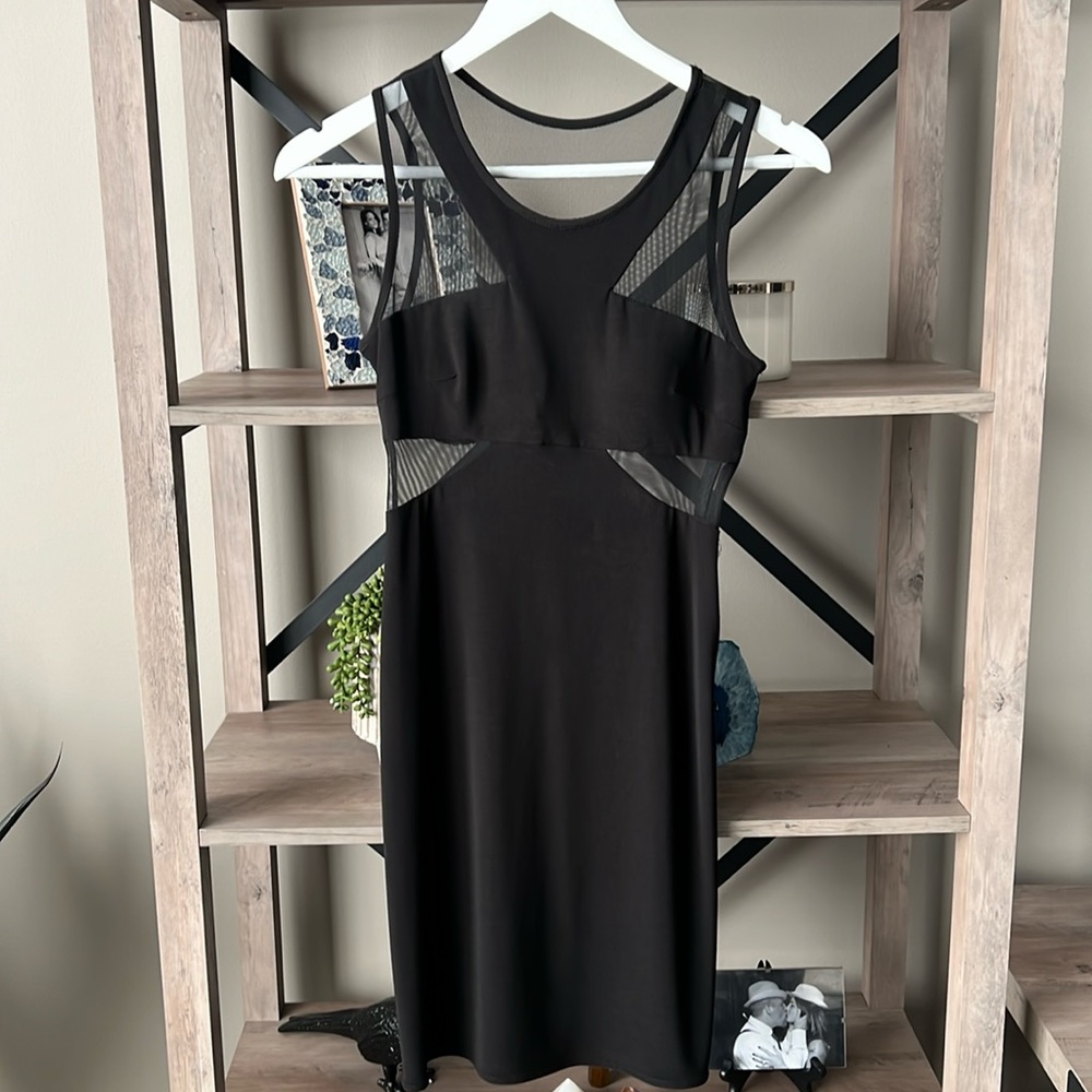 Black sheer blocked never worn to small tag 3/4